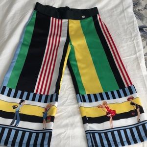 Cute girls fashion pants.